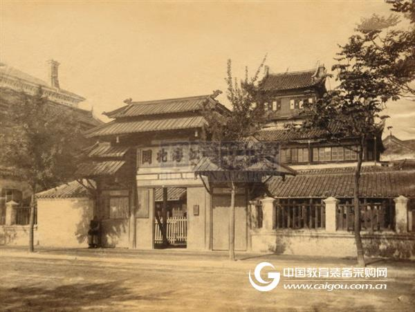 书刊扫描仪助力海关历史档案及西文典籍数字化