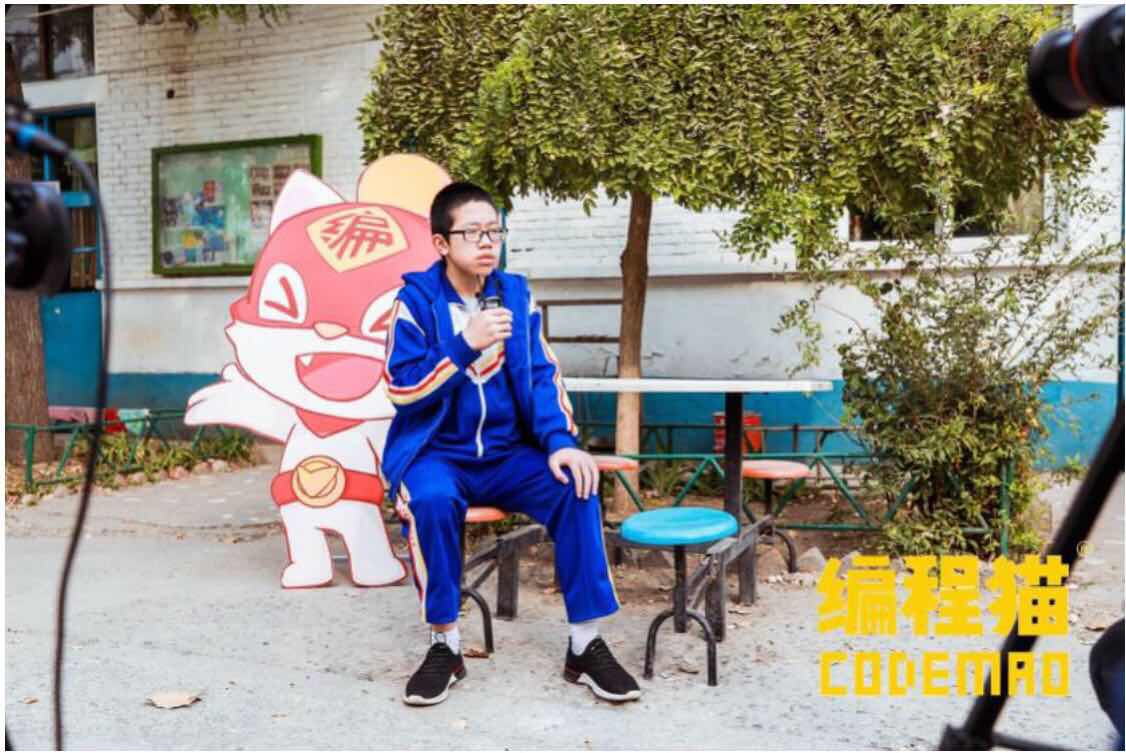 打工子弟喜获编程奖 谁说“寒门难出贵子”