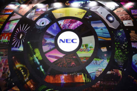 鸿合携手NEC闪耀成都InfoComm，演绎商显革新！