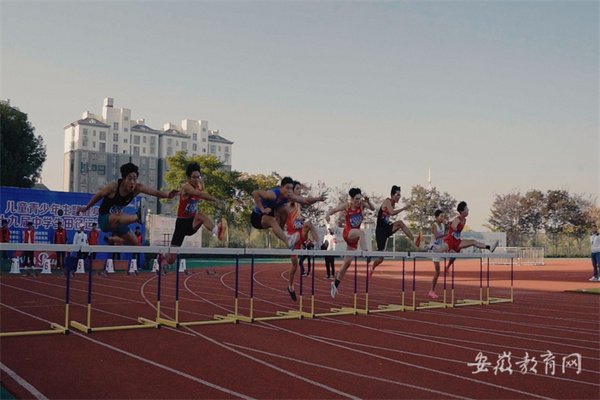 滁州市第十九届中学生田径运动会在定远县圆满落幕