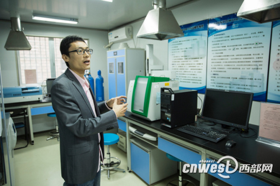 北部湾重点实验室教研结合带动学科建设