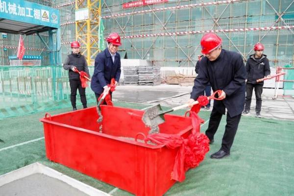 中央财经大学新建B13-3学生宿舍等3项工程主体结构顺利封顶