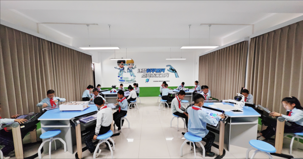全国首个“海尔小科学家实验室”落地延安，赋能革命老区践行教育强国战略