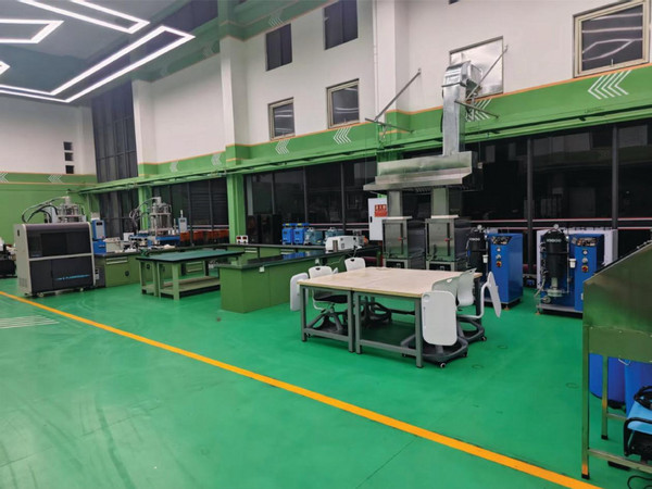 闪铸科技WaxJet系列助力精密铸造实训，打造高效、精准、智能教学新体验