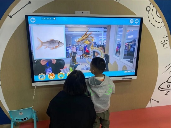 智慧教室如何落地？來“教育裝備展”看華為的經驗