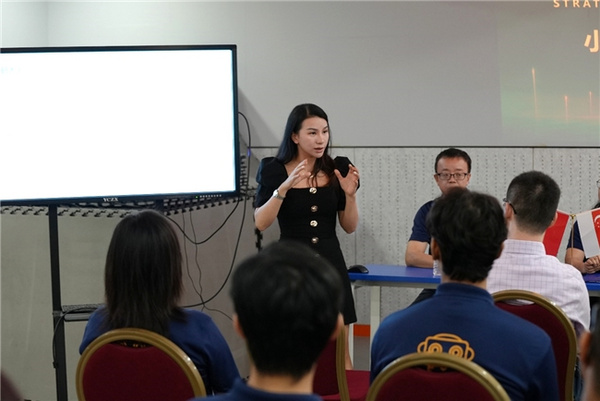 面向AI時代布局海外科學教育 小碼王與新加坡NK教育達成戰略合作