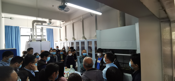 廣東省教育裝備中心“送教上門”開展中學實驗室安全管理教育宣講和專業培訓