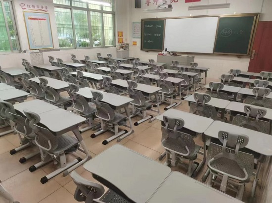 富桂通科技：原創午休課桌椅 破解學生“趴睡”難題