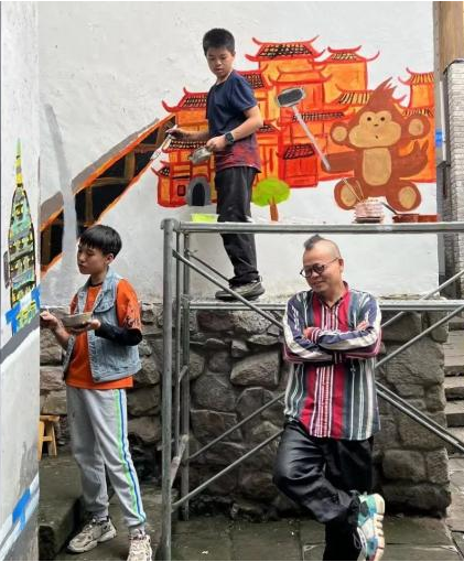 百年老巷添新彩——耳朵人藝術山城巷涂鴉藝術季