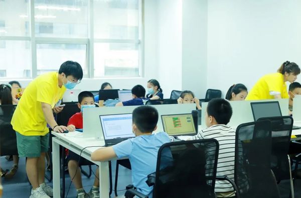 PAAT人工智能編程首考順利結束，威盛創造栗學員通過率達92%