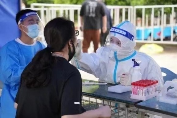 上海二十余所高校師生全員核酸檢測背后，有這樣一支“硬核力量”
