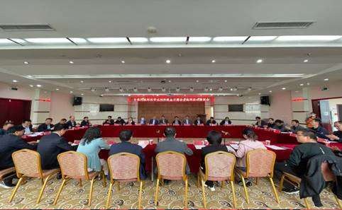 甘肅民族師范學院在和政縣舉行就業創業和專業實習基地授牌儀式