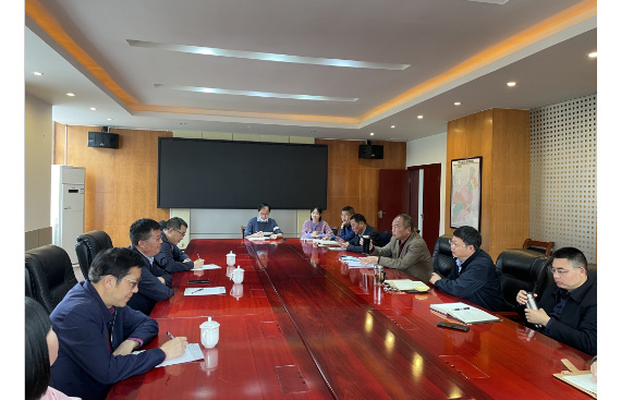 阿壩師范學院與都江堰市外國語實驗學校舉行深度合作推進會