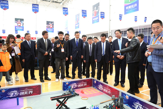 第38届甘肃省青少年科技创新大赛在陇东学院开赛