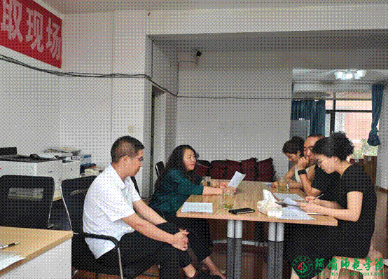 1753849699129069.jpg 阿坝师范学院党委书记衡彤赴都江堰招生录取场检查指导工作