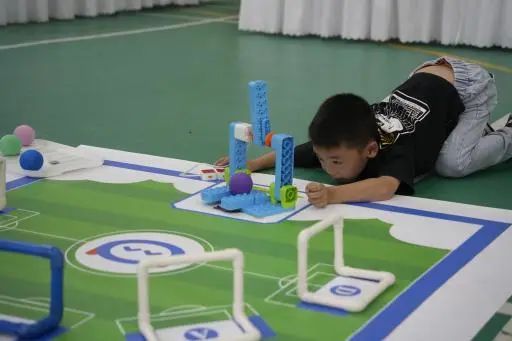 蘇州市吳中區第五屆創客、人工智能、機器人競賽及優秀自制玩教具評選活動順利舉行