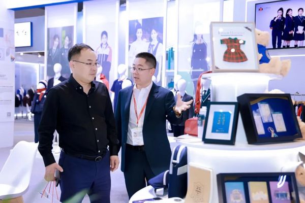 欽軒集團2024上海校服展圓滿落幕！