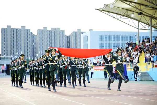 內蒙古自治區第十二屆大學生運動會開幕