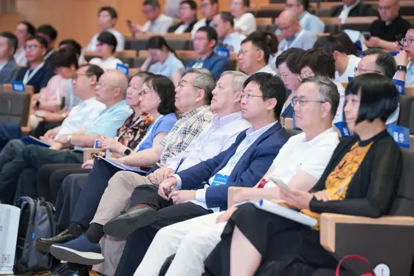 第八届全国未来智慧图书馆论坛邀请函——智慧引领，技术革新，拥抱未来智慧图书馆